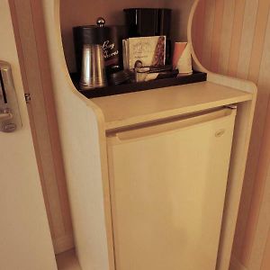 Zimmer mit Kingsize-Bett